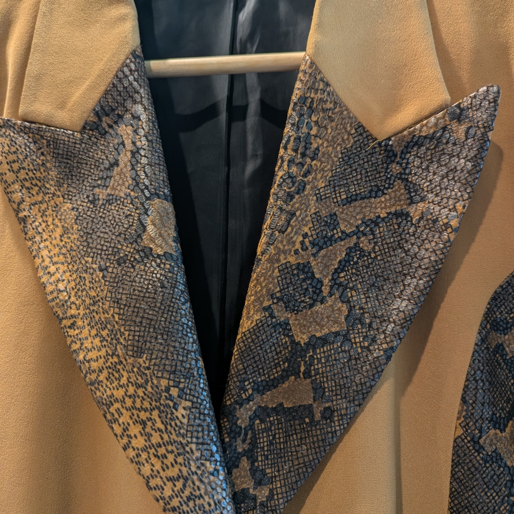 Pronte Vintage Faux Suede  Blazer With Faux Snakeskin Panels - Picture 3 of 6